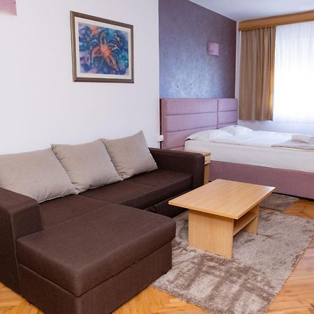 Motel New Sanatron Bosanski Novi Eksteriør bilde