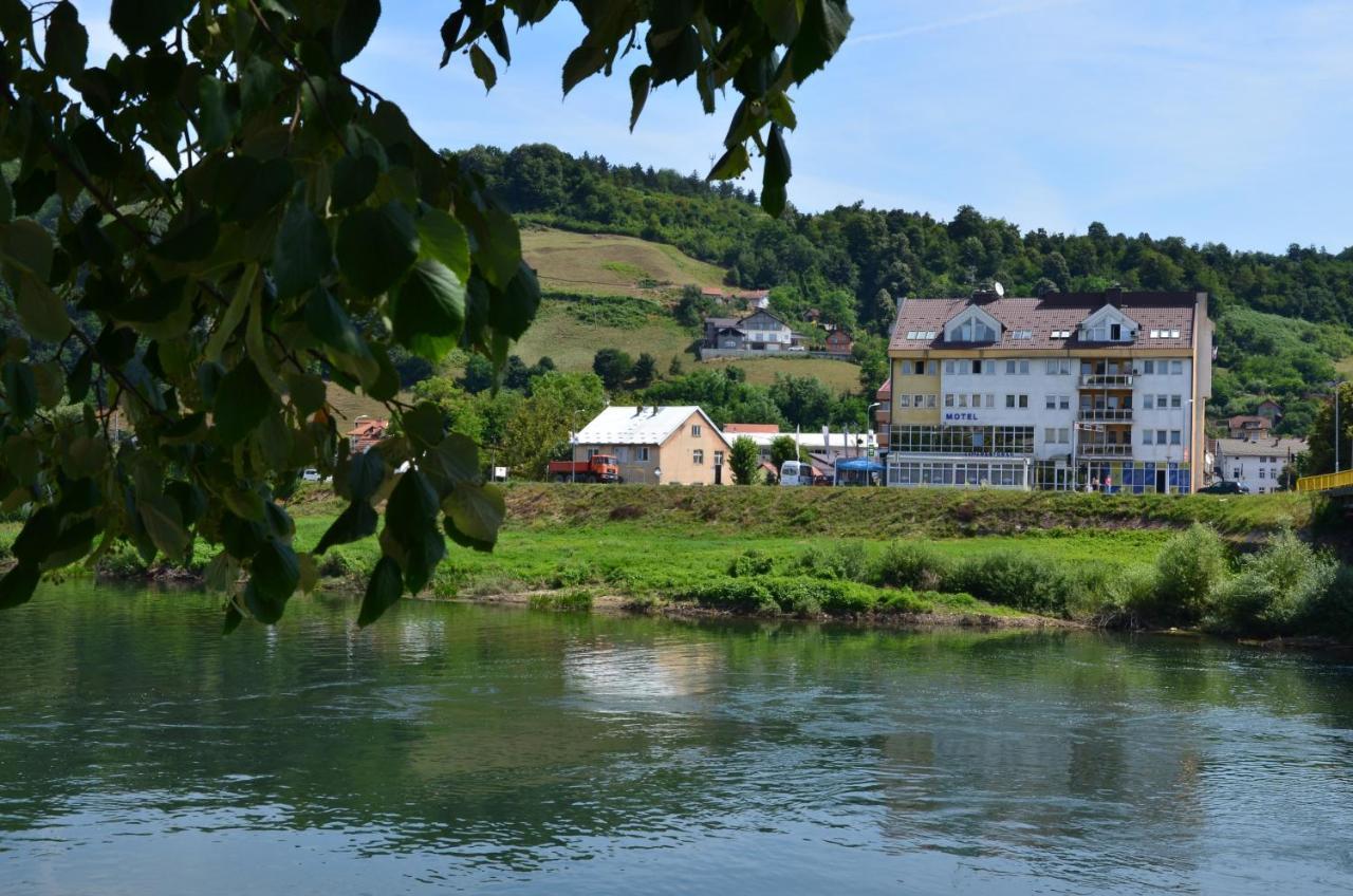 Motel New Sanatron Bosanski Novi Eksteriør bilde