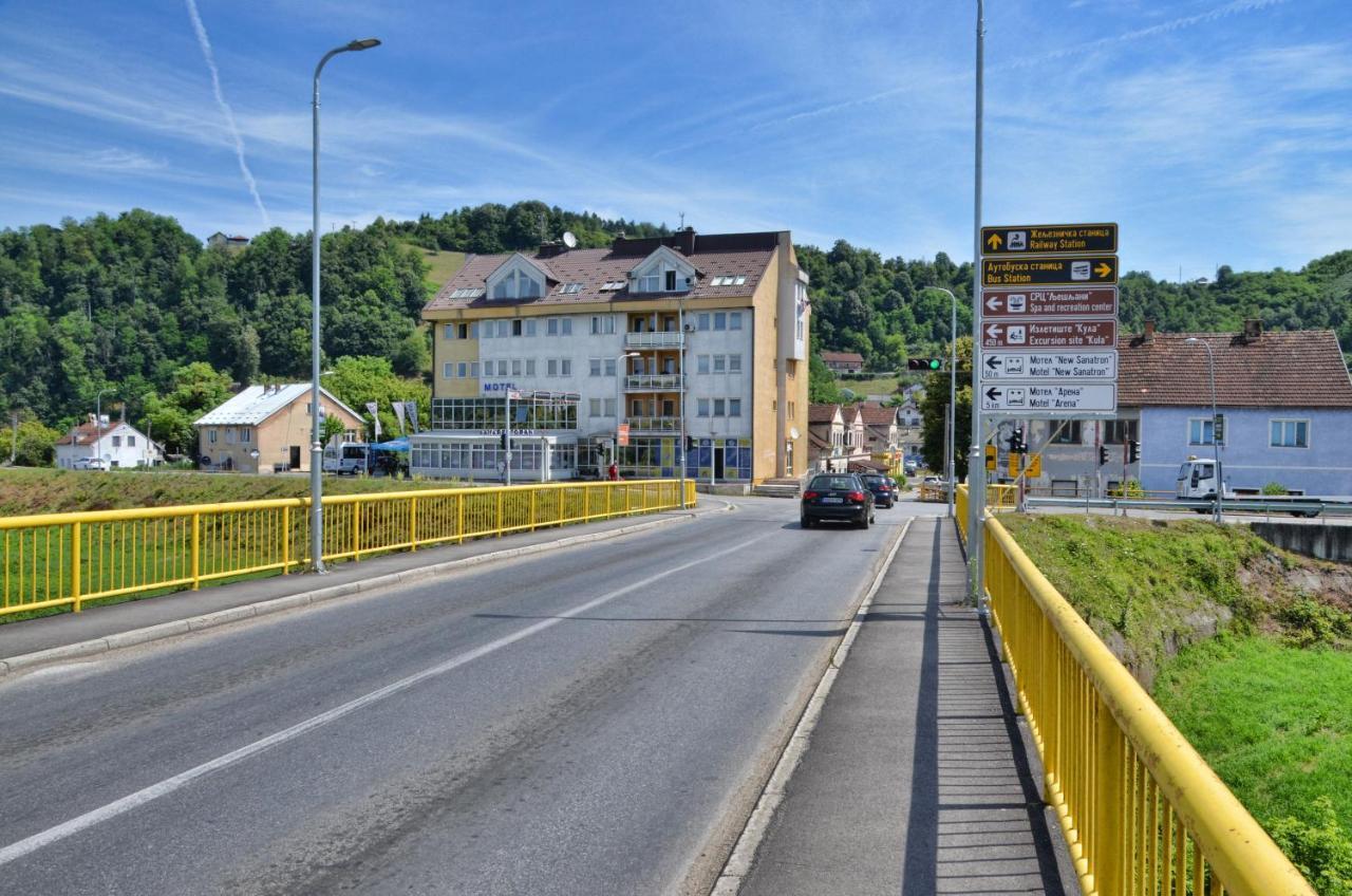 Motel New Sanatron Bosanski Novi Eksteriør bilde
