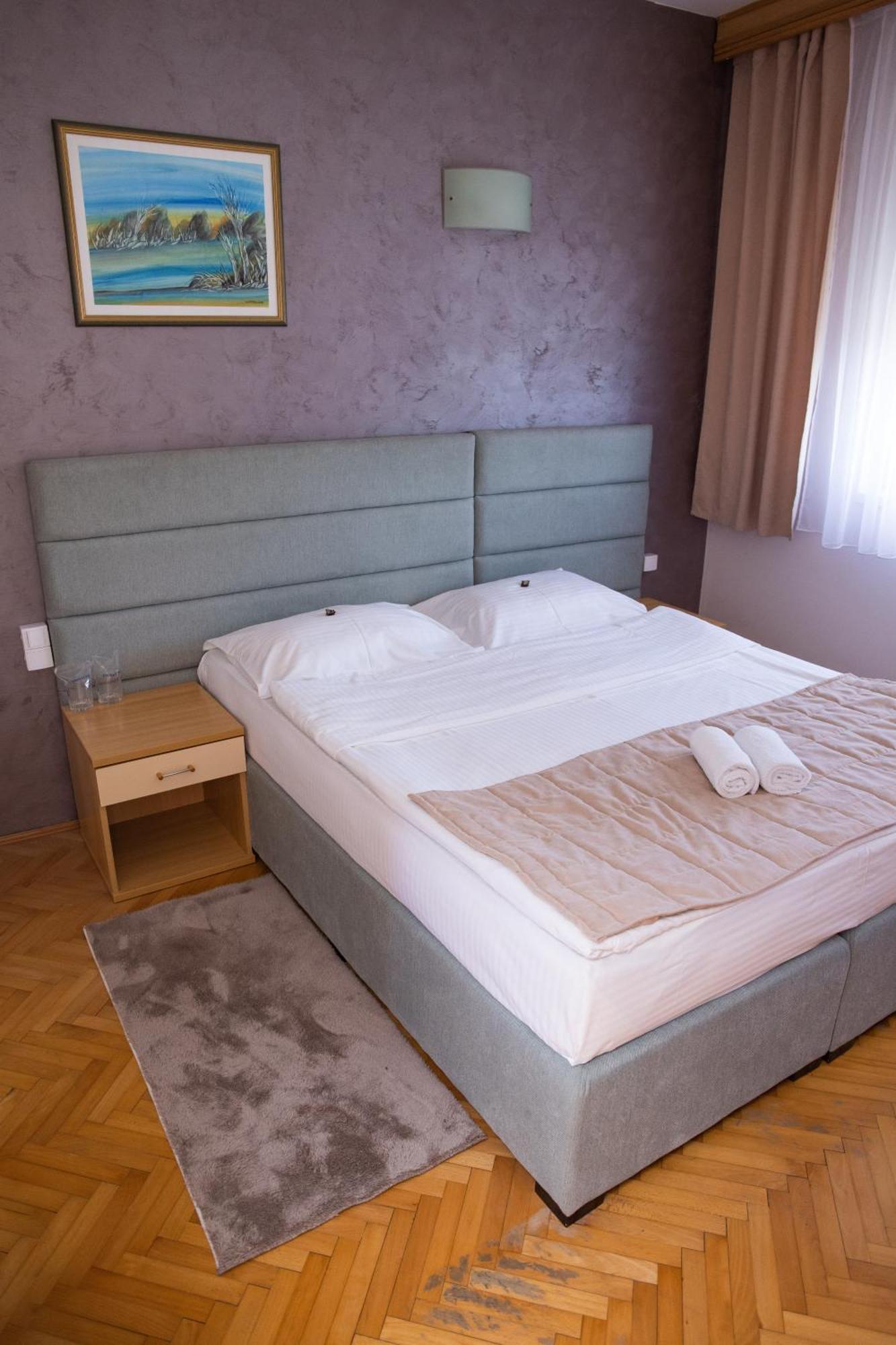 Motel New Sanatron Bosanski Novi Eksteriør bilde