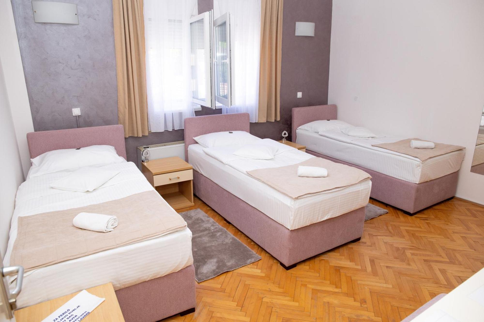 Motel New Sanatron Bosanski Novi Eksteriør bilde