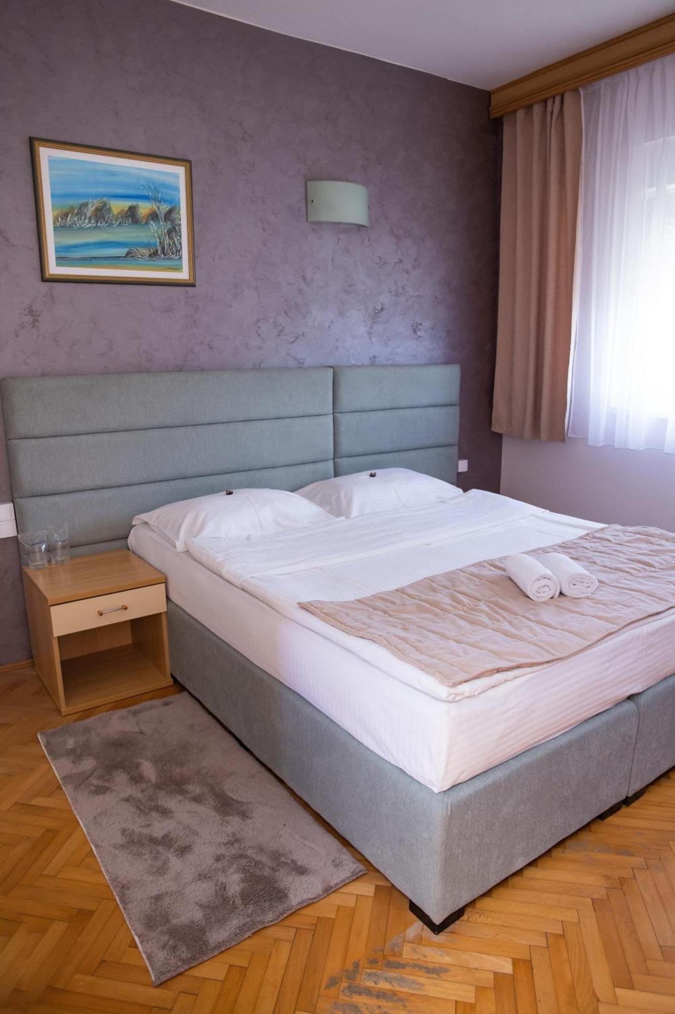 Motel New Sanatron Bosanski Novi Eksteriør bilde