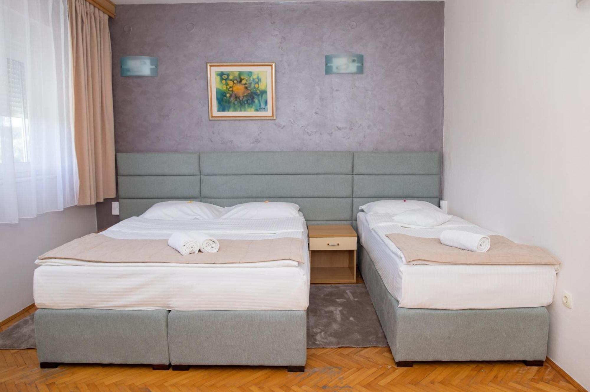 Motel New Sanatron Bosanski Novi Eksteriør bilde