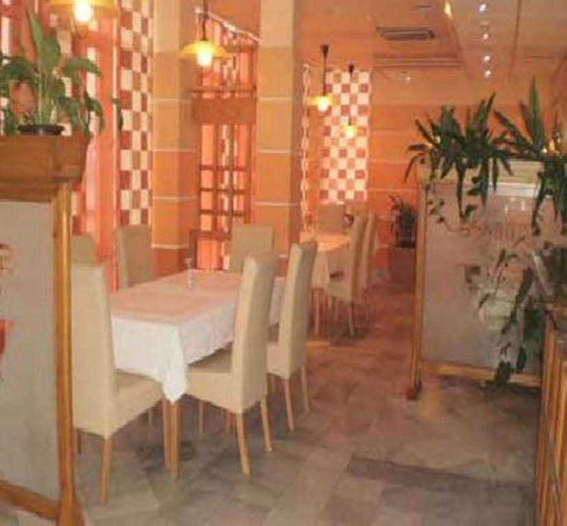 Motel New Sanatron Bosanski Novi Eksteriør bilde